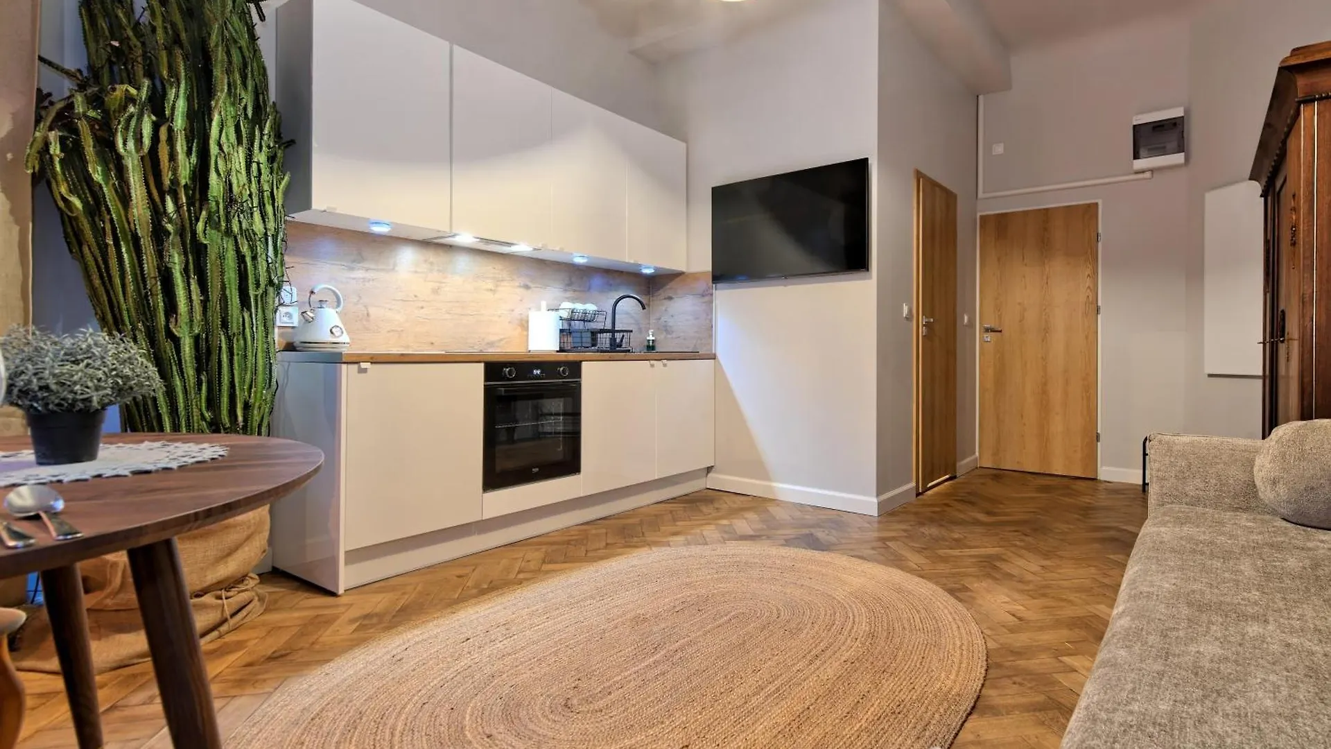 Studia Aleje Sopot 756 - Acco Rent Apartment 0*,  Poland